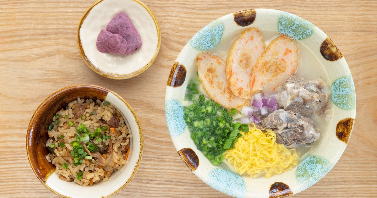 沖縄そばカフェとととの外観